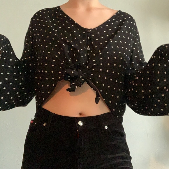 polka dot crop top flower blouse - Picture 2 of 7